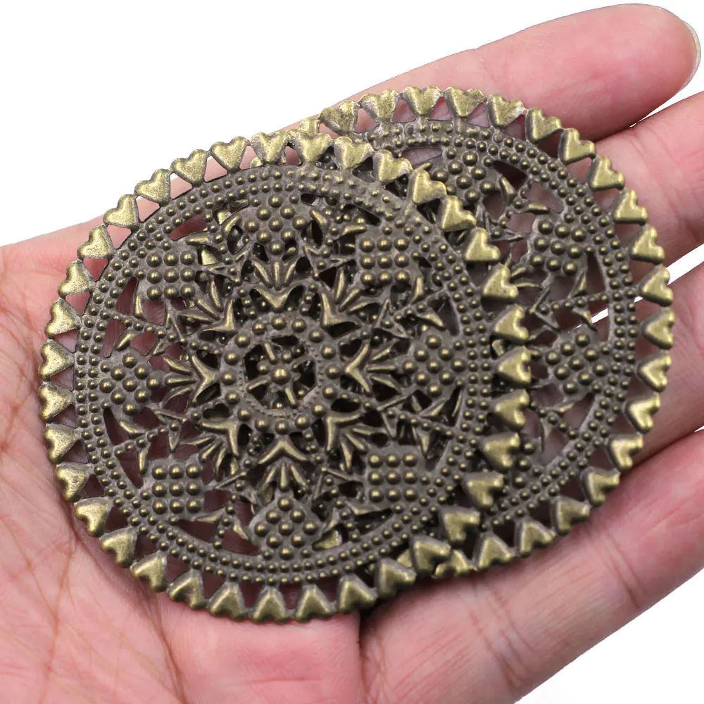 5 Stück Verzierungen rundes Herz filigrane Wraps Legierung Vintage Bronze Ton Schmuck DIY finden 60mm – Detail 2