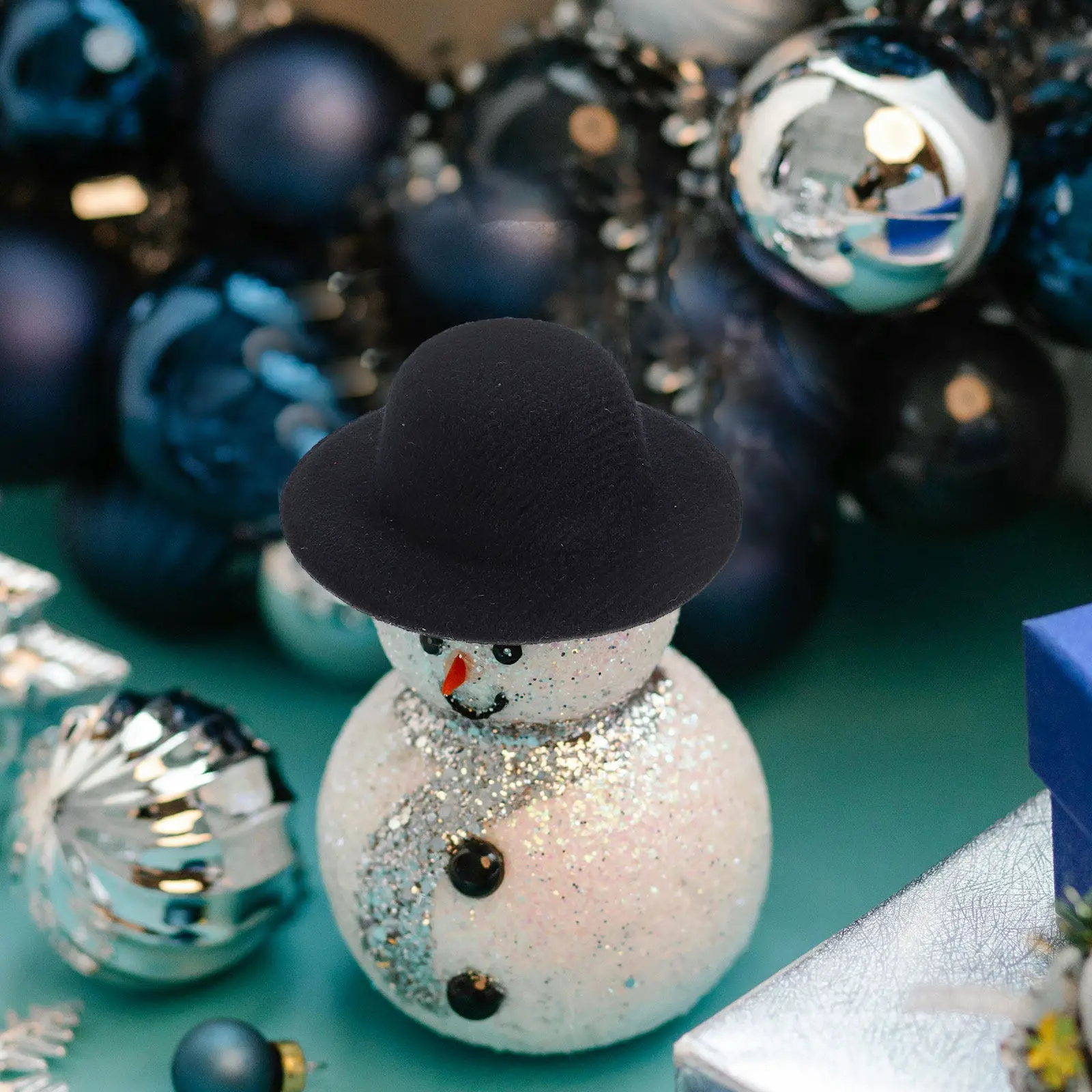 

15Pcs Mini Top Hat for Crafts Mini Snowman Hat Decorative Miniature Hair Accessory Small Formal Hats for DIY Decoration
