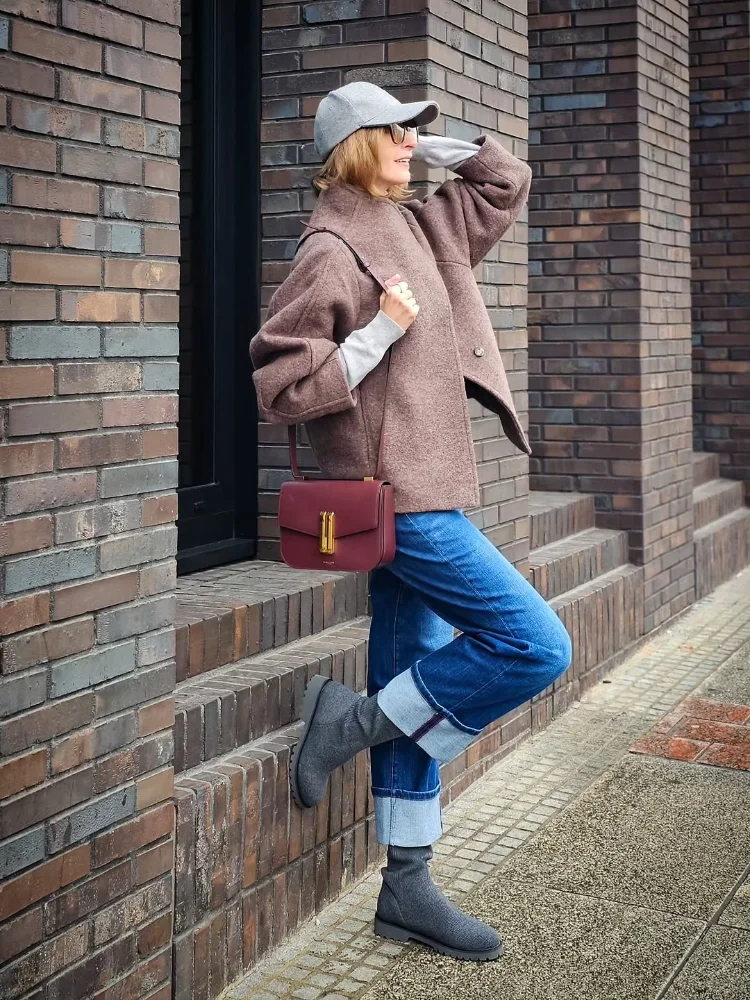 

Elegant Stand Collar Women Woolen Overcoat Casual Full Sleeve Single Breasted Loose Short Coats Lady Commute Office Outerwear