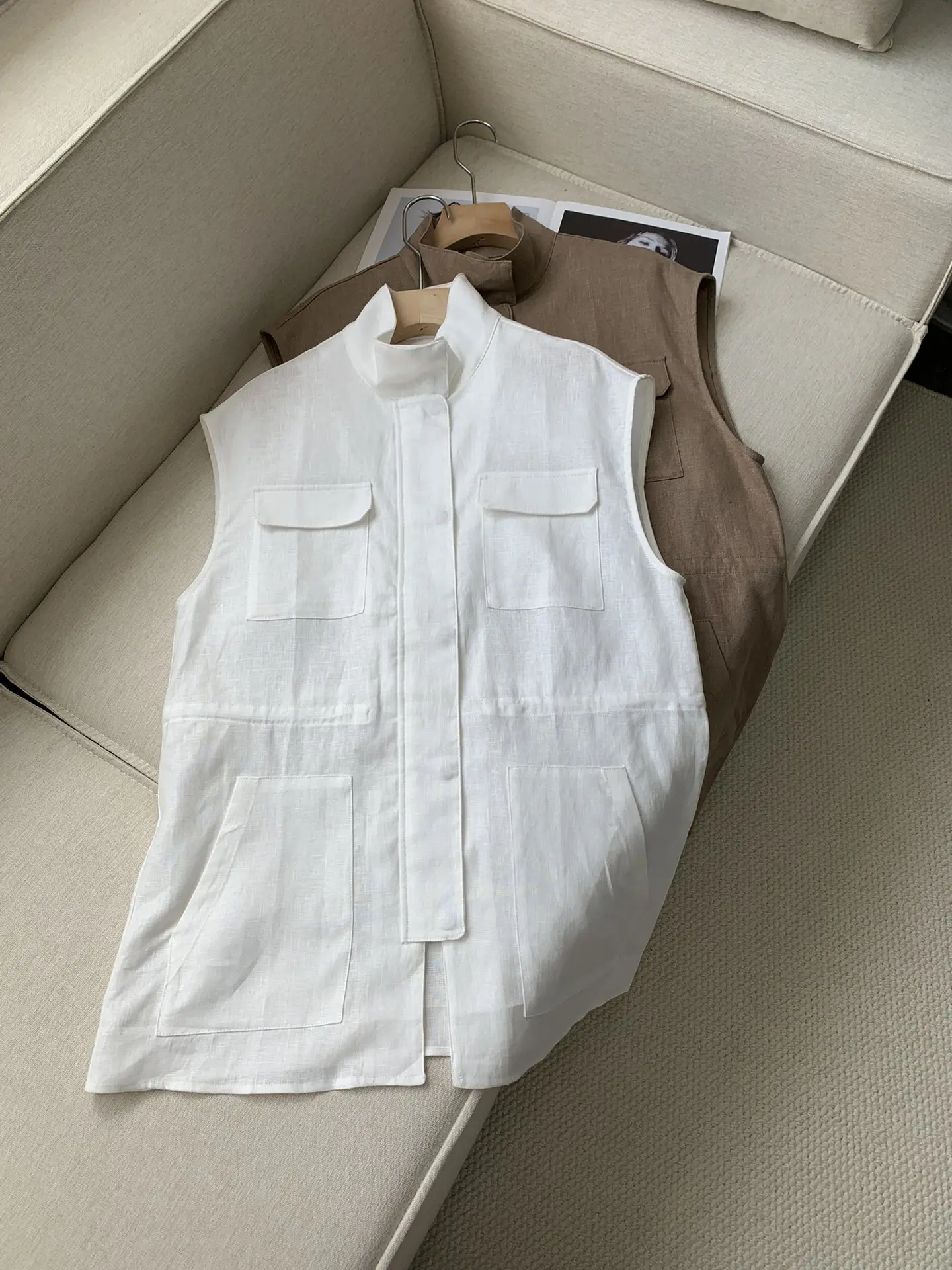 Women's Linen Shirt Beaded Chain Stand Collar Sleeveless Solid Color Casual Ladies Blouse