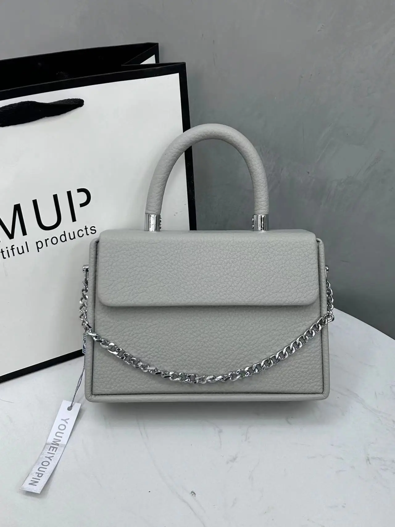 

Chain small square bag, high-end single shoulder crossbody women's bag, minimalist box bag