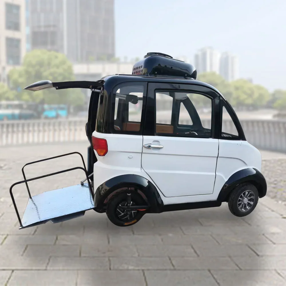 Hot Sale 4 Wheel Enclosed Mini Electric Car for Disabled and Wheelchair on the Car With Air Conditioning