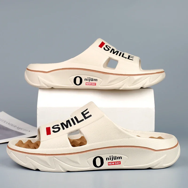 2025 New Men's Massage Slippers Indoor Outdoor Sandals Beach Comfortable Soft Slides Clogs Casual Shoes Men Women Home Slippers