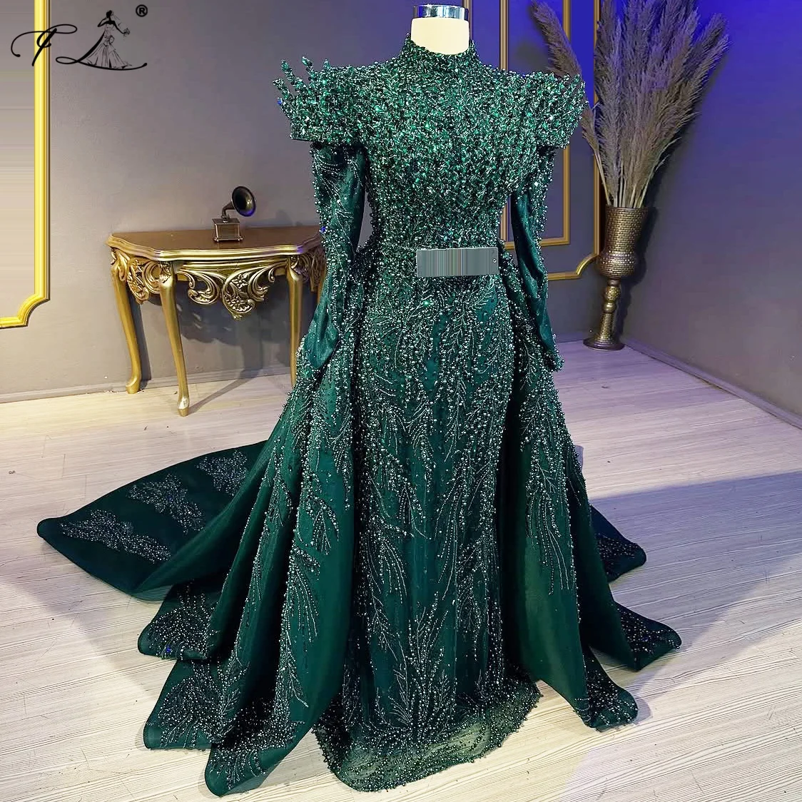 Retro Rhinestone Mermaid Gown with Detachable Train Dark Green Embroidery Beading and Floor-Length Wedding Dress
