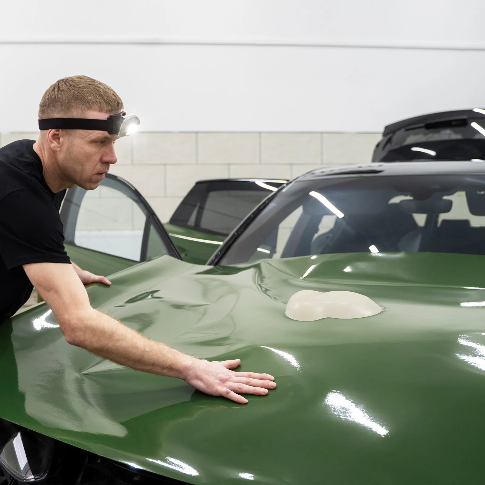 

Демонстрационный образец Speed Shapes для выставок автостайлинга, оклейки автомобилей, тонировки стекол и покраски, с добавками для оклейки Speed Shapes