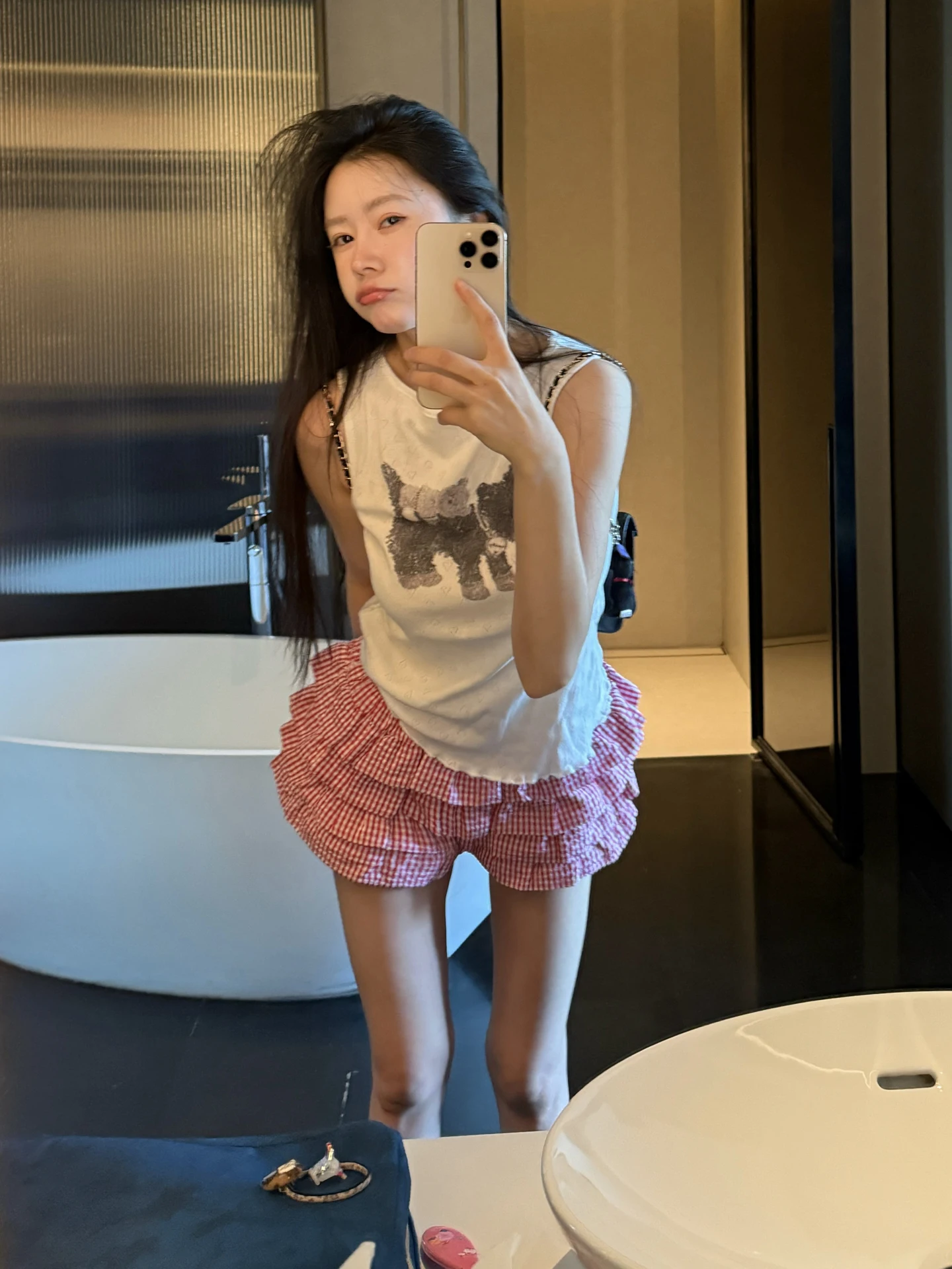 

Комплект Matou Spicy Girl: топ с принтом щенка и рюшами, женские розово-белые плиссированные брюки-юбка с эффектом удлинения ног