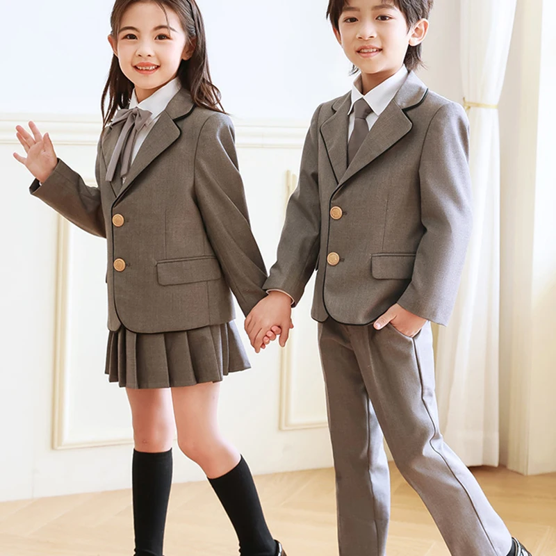 1セット 子供用スクールユニフォームスーツ イギリス風プレッピースタイル 幼稚園 スクールジャケット シャツ スカート ショートパンツ 蝶ネクタイ イブニングドレス