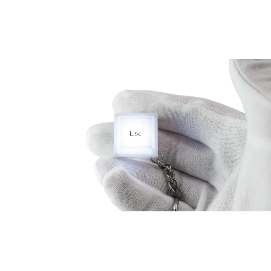 

HighQuality ESC Keyboard Illuminated with Keychain Delight LED Effects