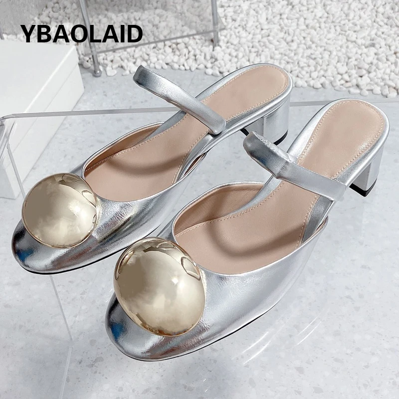 

Spring Summer New Metal Buckle Decor Chunky Heel Half Slippers Women Sandals Fashion Round Wrap Toe Sexy Lady Runway Party Shoes
