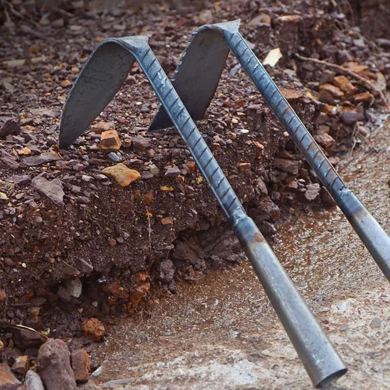 One-piece forged steel small hoe; garden weeding tool; landscaping and gardening; for loosening soil; flat-head hoe 30 cm handle