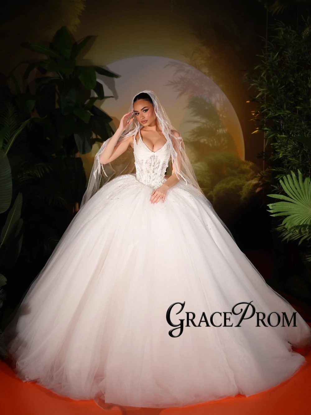 

Этническое бальное платье принцессы из тюля с нежным жемчугом и V-образным вырезом, свадебное платье по индивидуальному заказу для женщин, романтический корсет, блестящая одежда для невесты