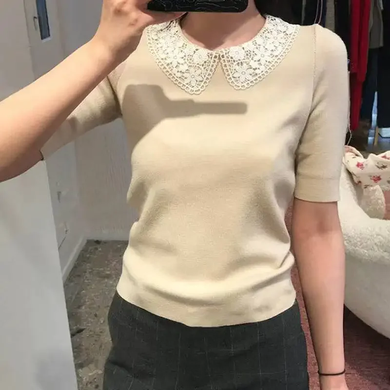 Damen Spitze gespleißt Pullover Turn-Down-Kragen Kurzarm süß gestrickt Pullover