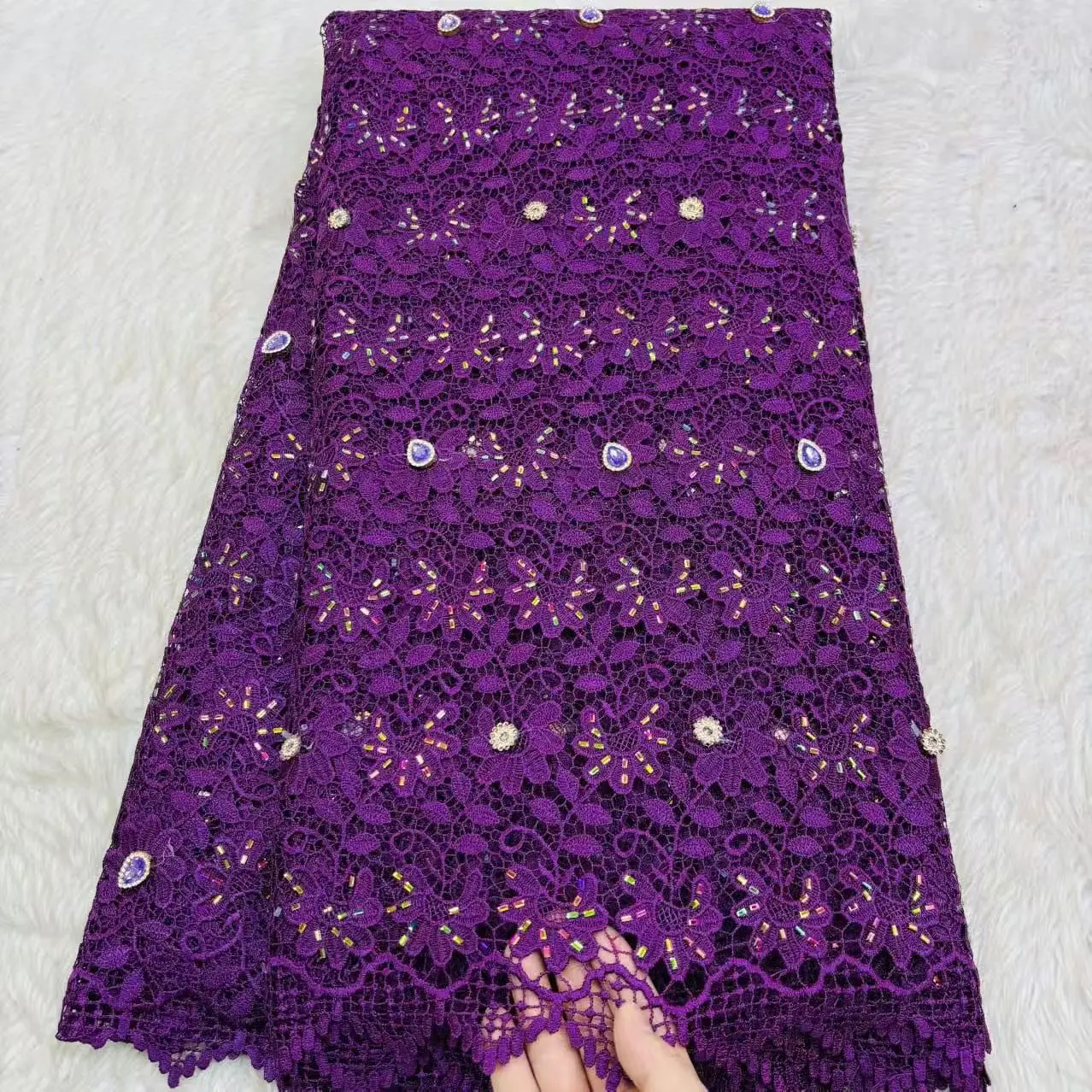 

Новейшая шнуровая гипюровая кружевная ткань 2025 года, высокое качество, 5 ярдов, африканская водорастворимая кружевная ткань, роскошные вечерние платья для женщин H160-1