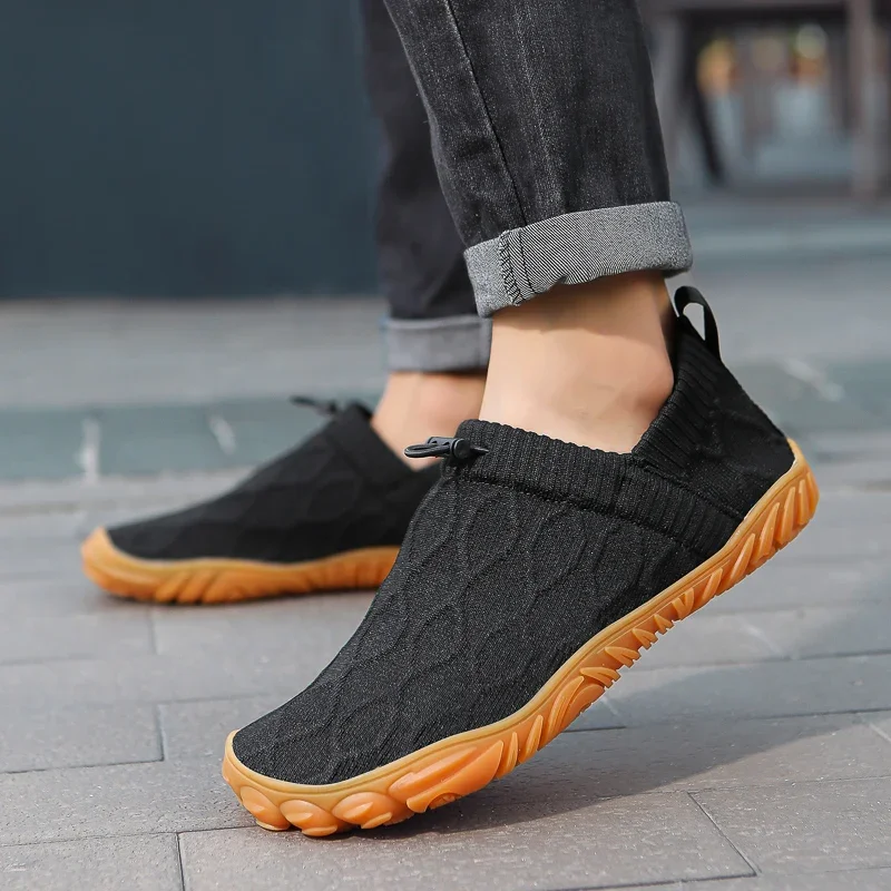 Minimalist Barefoot Shoes Men's Lightweight and Breathable Zero Drop Sole Wide Toe Running Sneakers Men's Walking Sneakers