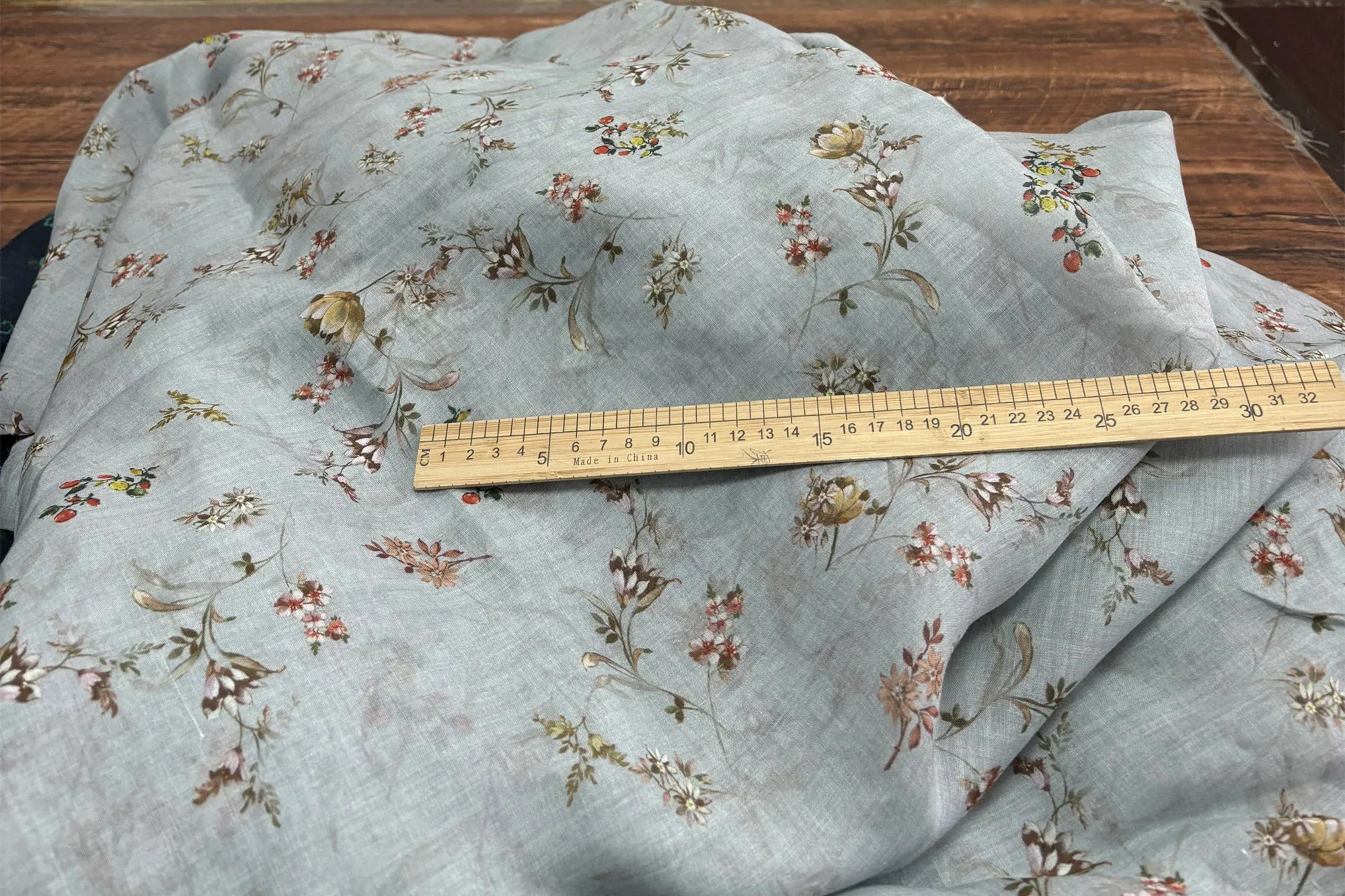 

1yard cheongsam dress robe shirt fabrics for clothing retro floral sewing lightweight and breathable ramie fabric