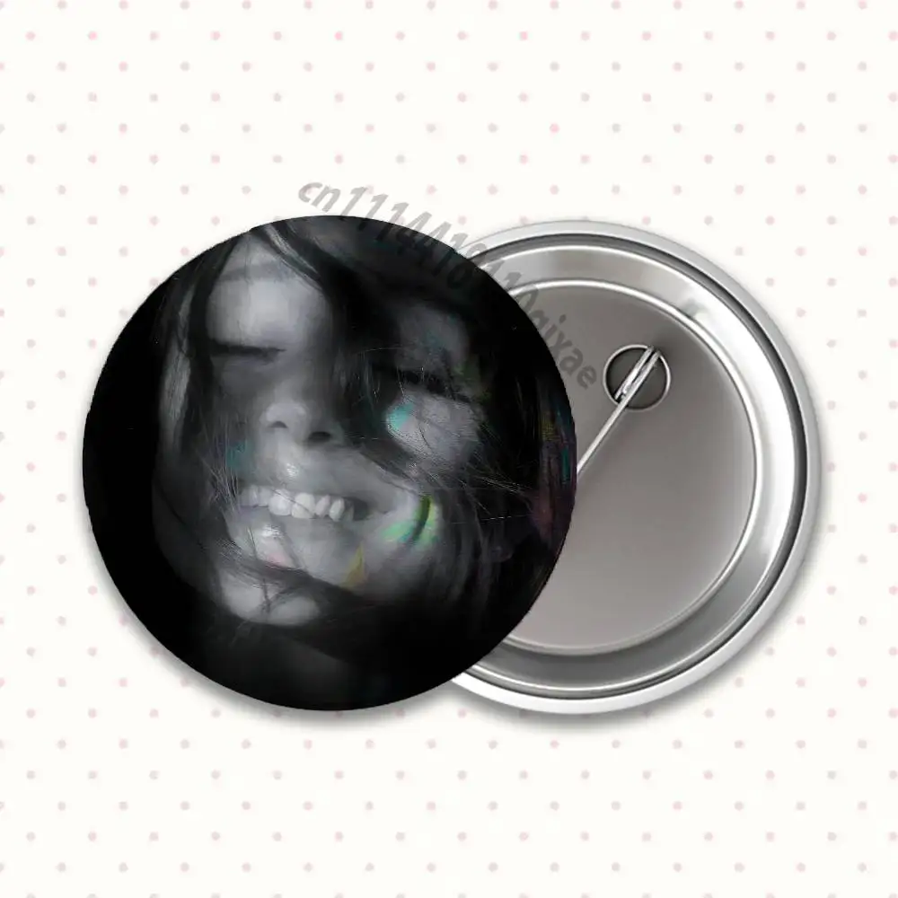 For Singer A-Ariana Petal G-Grande Badges Button Round Creative Pin Brooch Bag Decor Accessories Fans Collect Friends Gifts