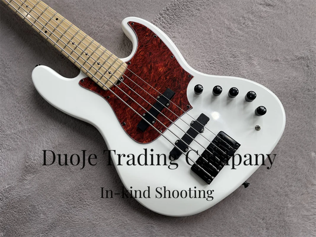 White bass 5-string bass basswood body Maple fingerboard red turtle shell guard 5 Electronic gear Black bridge active battery