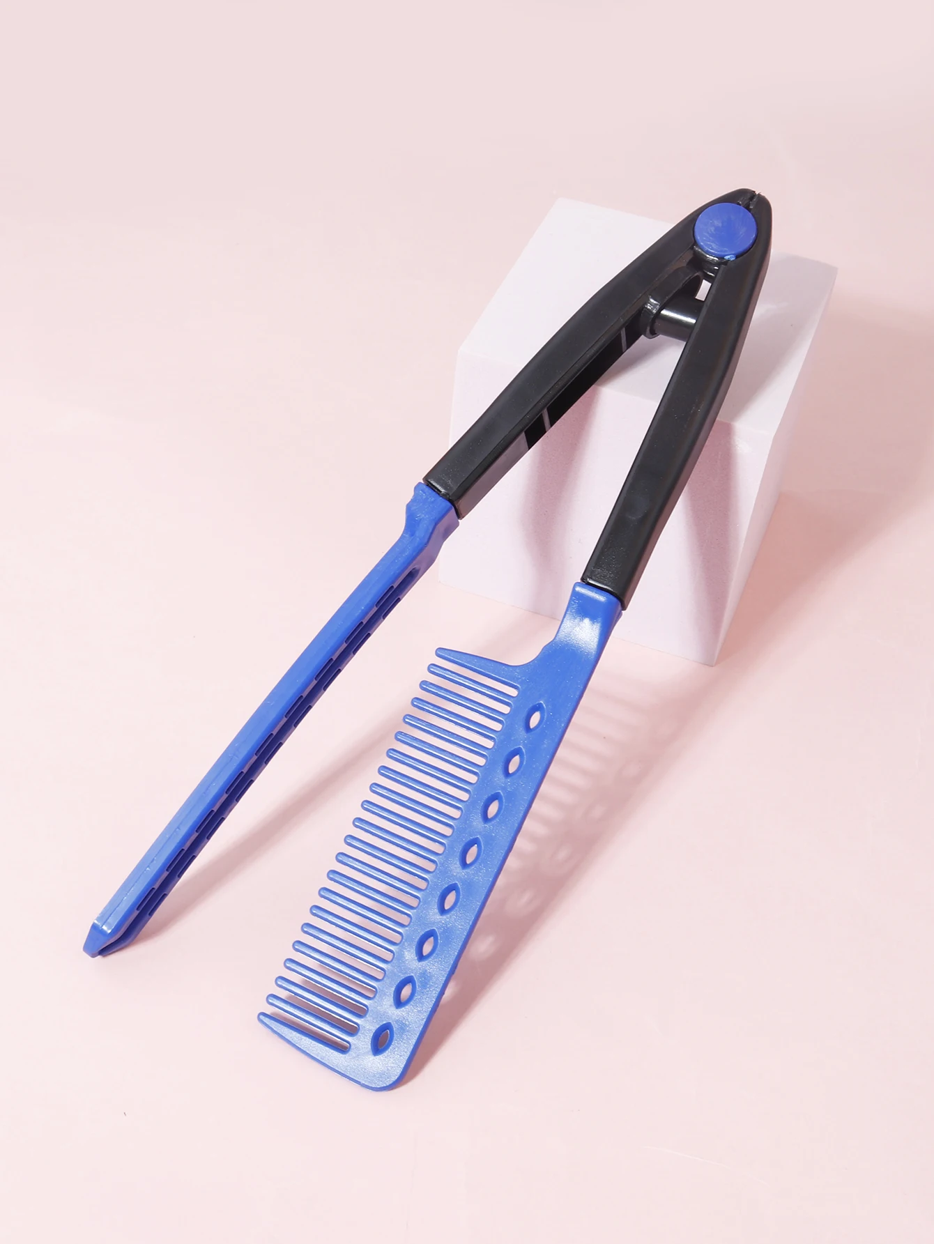 Glatthaarbürste, V-förmiger Glätteisen, glättendes Haar, geeignet für Friseursalons, speziell für Echthaarperücken
