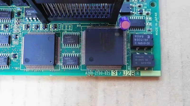 

Б/у A20B-2100-0253 для платы связи FANUC A20B-2100-0253/02B