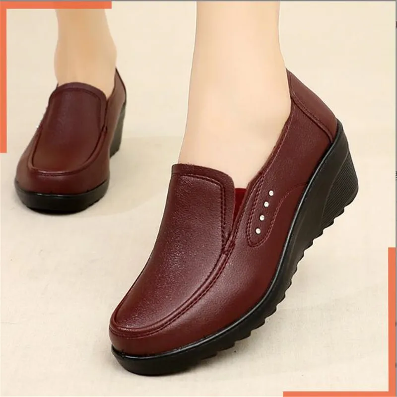 2023 Spring Autumn New Women\'s Single Shoes Wedges Soft Sole Comfortable Woman Casual Shoes Mother\'s High Heels Shoes 9 models