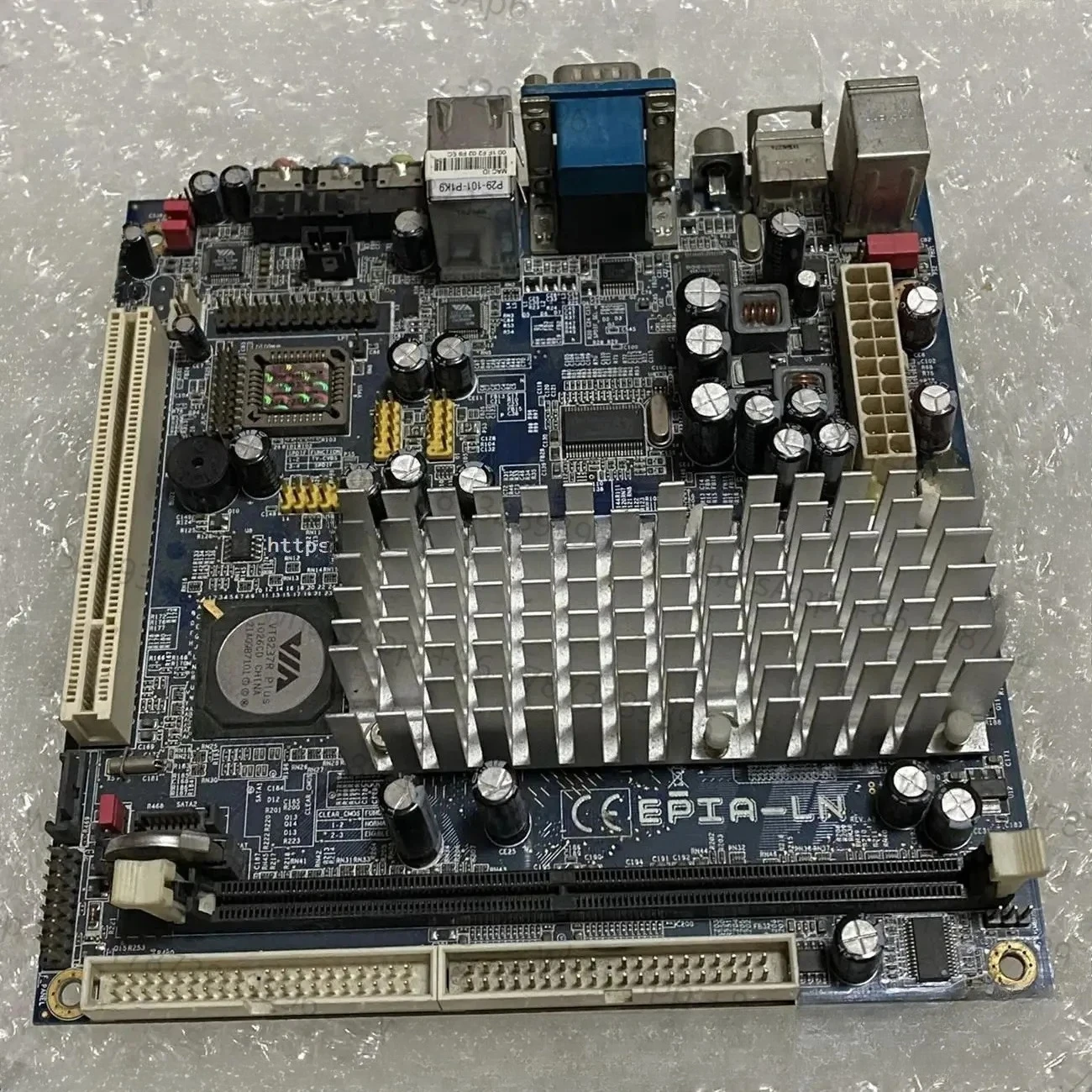 EPIA-LN 10000EG POS MINI ITX 17*17 EPIA-LN10000EG board