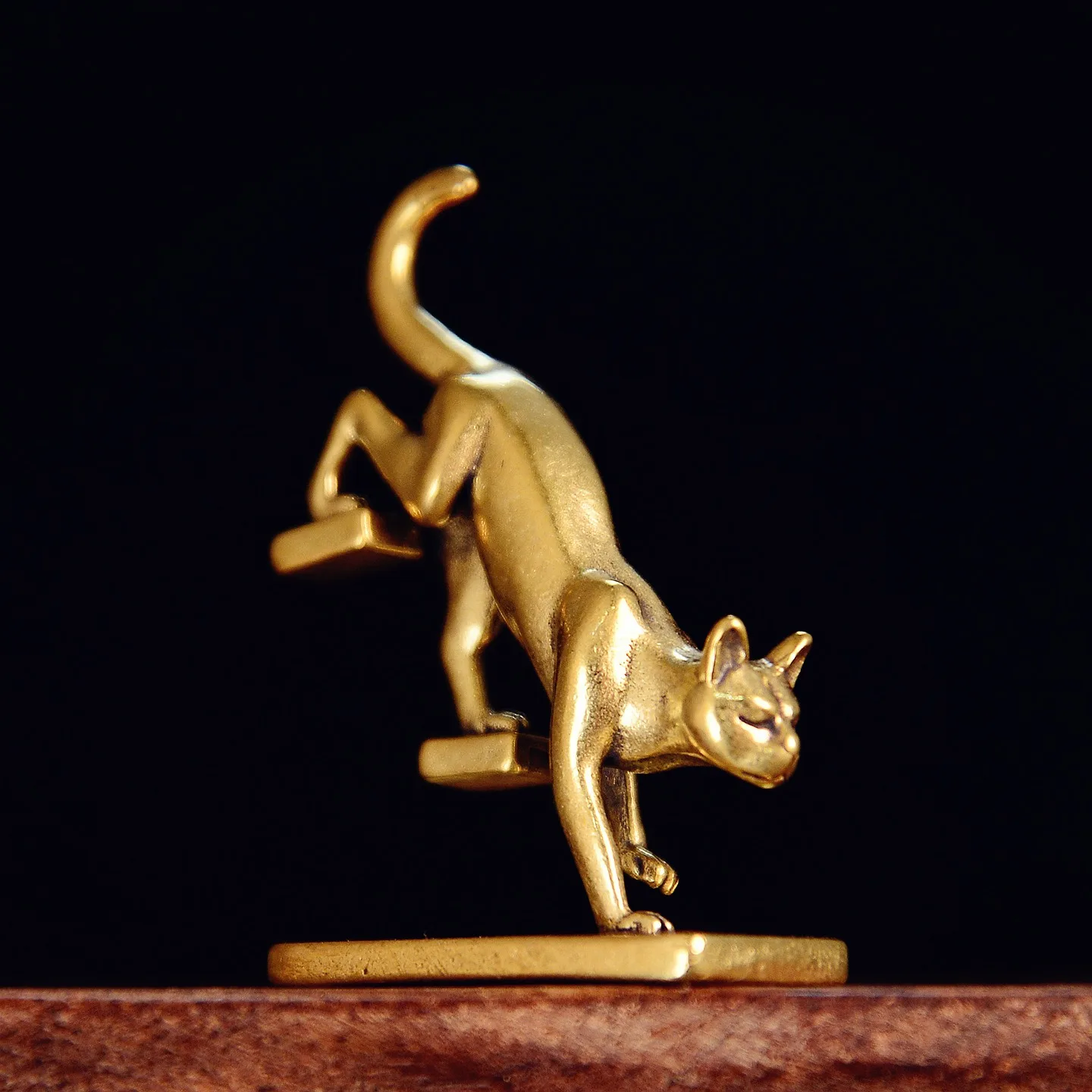 solid Brass Go downstairs cat Small Statue Desktop Ornaments Vintage Animal Figurines Model Lucky Home Decorations Crafts