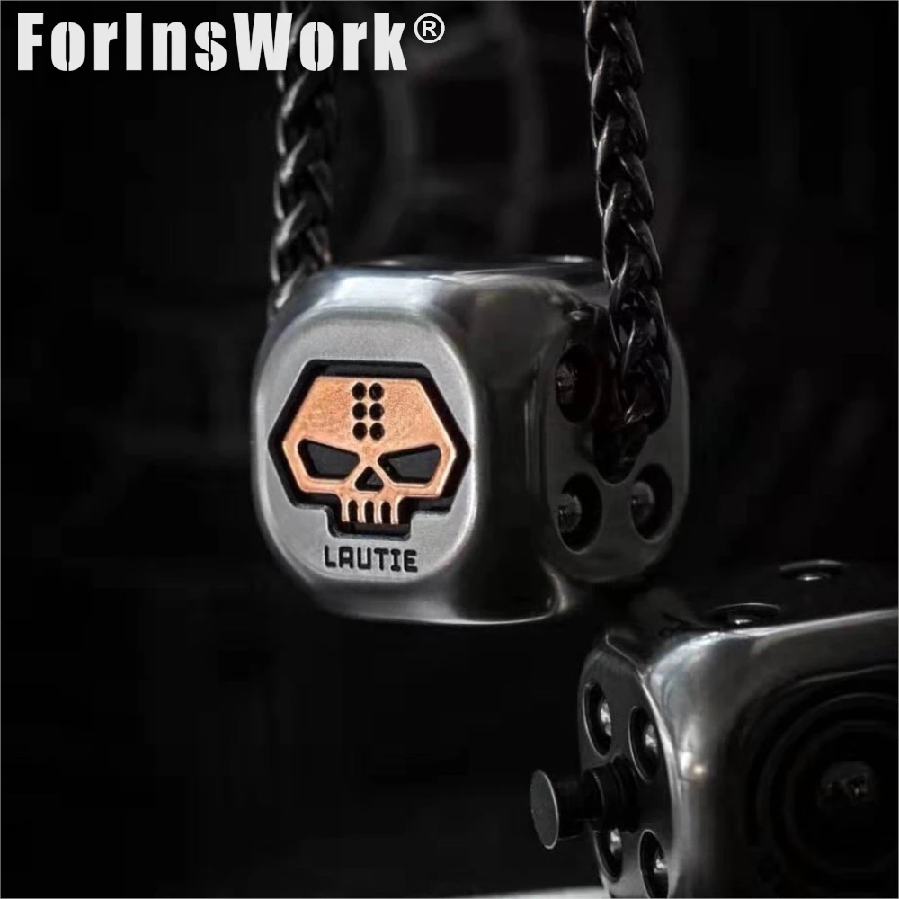 LAUTIE Metal Dice Polyhedron Lucky Black Tech Dice Pendant EDC Decompression Decompression Knife Beads