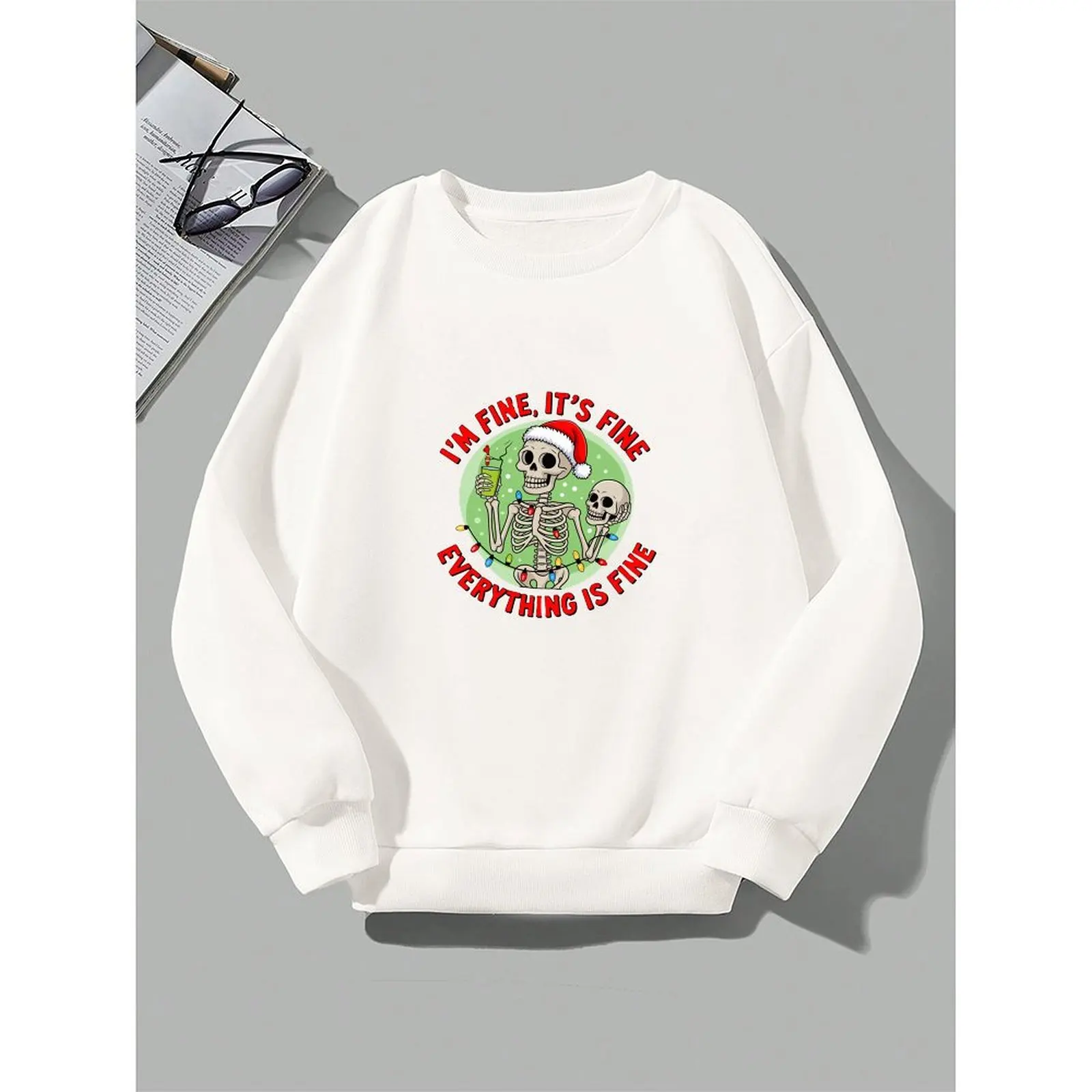 ラウンドネック女性スウェットベルベットカジュアルルーズ快適なクリスマスプリントパターン長袖プルオーバー秋の女性の服