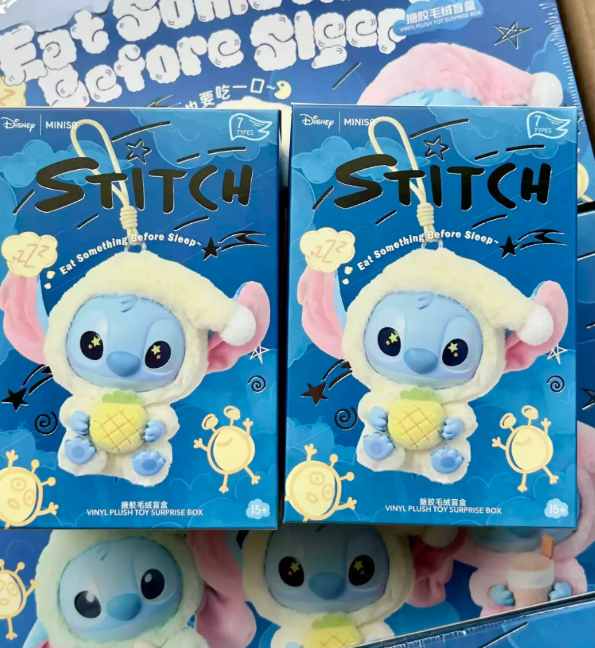 Colgante de caja ciega de la serie Mini Stitch Eat & Sleep más popular de 2025 |   Lindo juguete de caja misteriosa de muñeca |   Regalo navideño de muñeco de peluche
