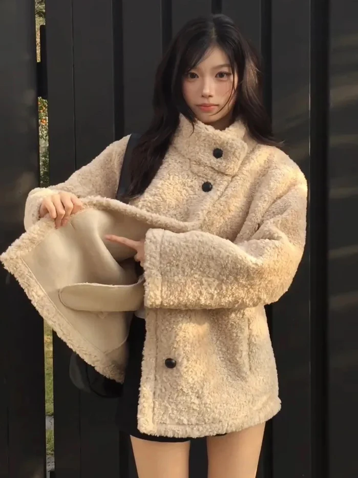 

Retro Sle Stand Collar Warm Loose Fur And Leather Inteated Medium Length Woolen Coat for Women Chinese Brand Winter Coat