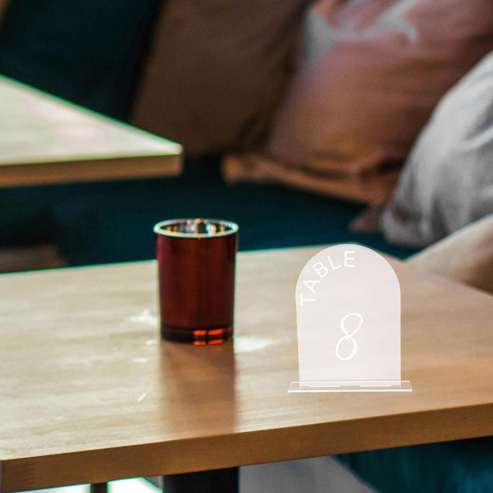 

10pcs Acrylic Table Number Signs Clear Numbers Markers Wedding Reception Stands DIY Decor Frosted Arch Base Holders