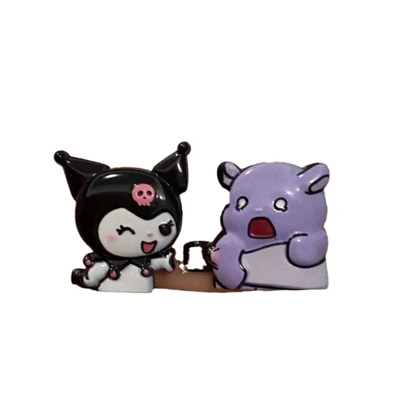 Sanrio Kuromi Baku Brosche Cartoon Anime Figuren süßes Mädchen q Figural Spielzeug Anime Waren Kleidung Dekoration Mädchen Geburtstags geschenk