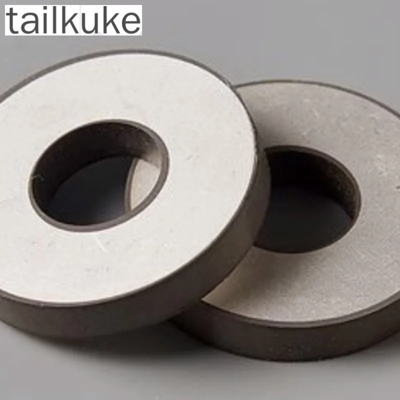 P4 Series of High-performance Piezoelectric Ceramic Ultrasonic Transducer Special Chips Are Available in Multiple Sizes P4