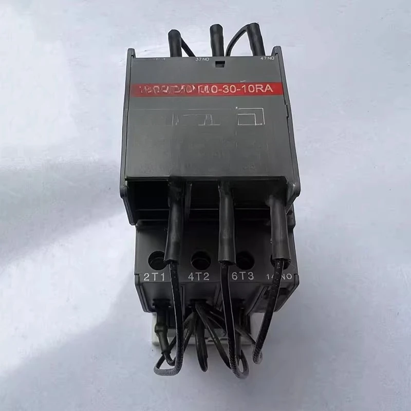 Parts for AC contactor UA30-30-10RA Switching capacitor with damping resistance 220V