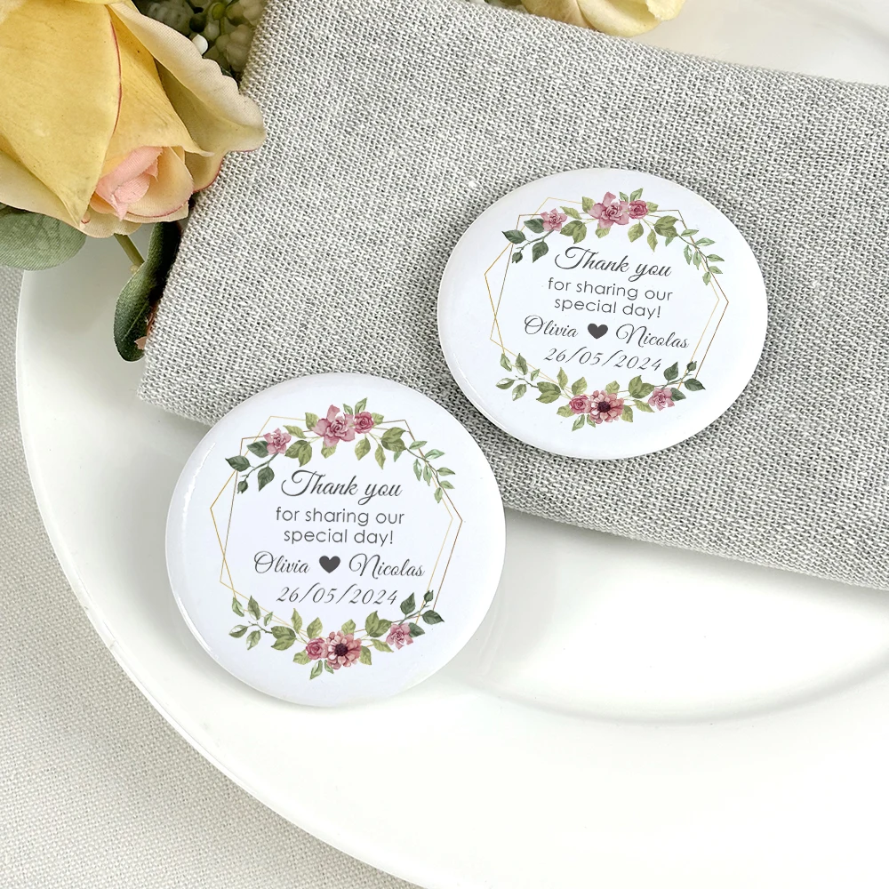 Customized Wedding Magnet Souvenirs Wedding Gifts for Guests Personalized Wedding Favors Metal Fridge Magnet Bottle Opener