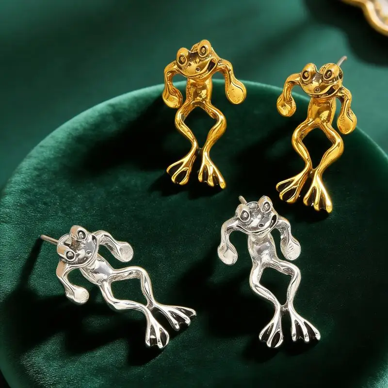 Creativity Three Dimensional Frog Earrings Vintage Fashion Personality Animal Frog Earrings Fun Jewelry Accessories Gifts