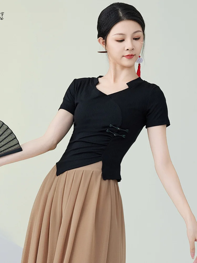 بلوزة بقصة ضيقة ورقبة مربعة بلون سادة مع فتحة غير متماثلة لأداء مرحلة الرقص الكلاسيكي والرقص الحديث بأكمام قصيرة