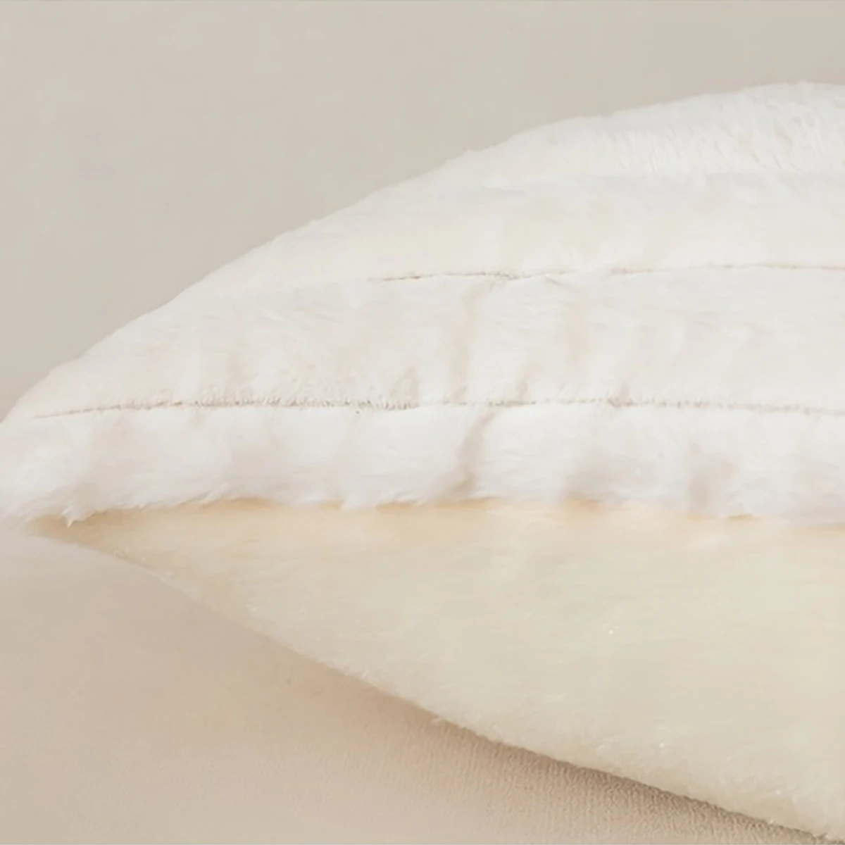 2er-Pack Künstliche Plüsch-Kissenbezüge, Luxuriöse Weiche Gestreifte Dekorative Kissenbezüge, Geeignet für Sofa-Innenräume – Detail 6