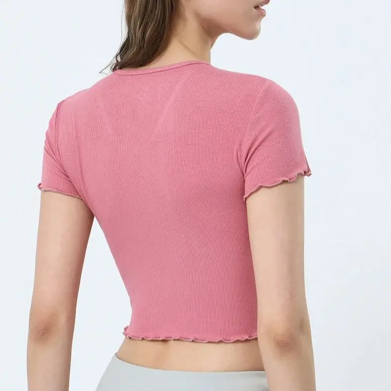 Camiseta de manga corta con volantes para mujer, top corto plisado con cuello en V, sin arrugas, para yoga y fitness