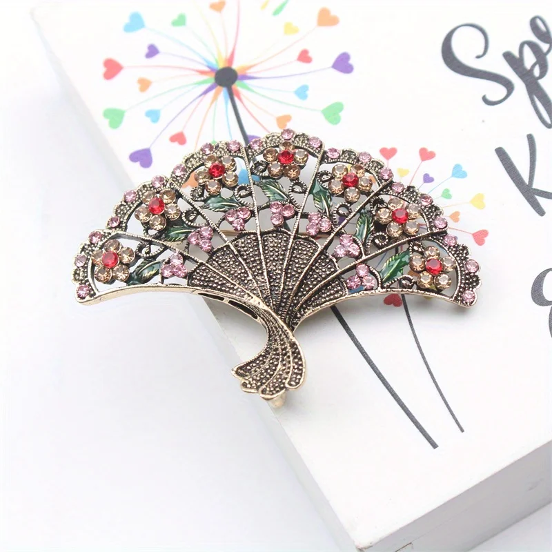 Vintage New Hollow Fan Brooch Women's Fashion Flower Cheongsam Pressure Flapers-proof Corsage Accessory Pin
