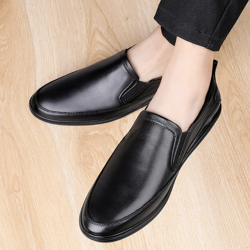 

Men's High Quality Loafers Leather Shoes Vintage Slip-on Classic Fashionable Casual Men Driving Shoes Wedding Male Dress Shoes