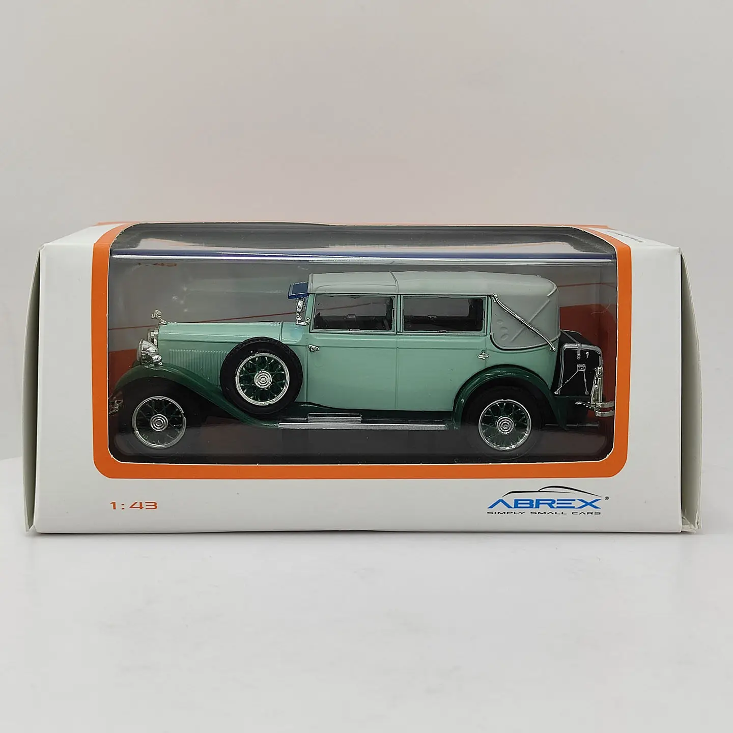 ABREX 1:43 Escala Miniatura em Liga Metálica Skoda 860 Brinquedo Carro Clássico Vintage Modelo Nostalgia Presente Adulto Lembrança Exibição Estática