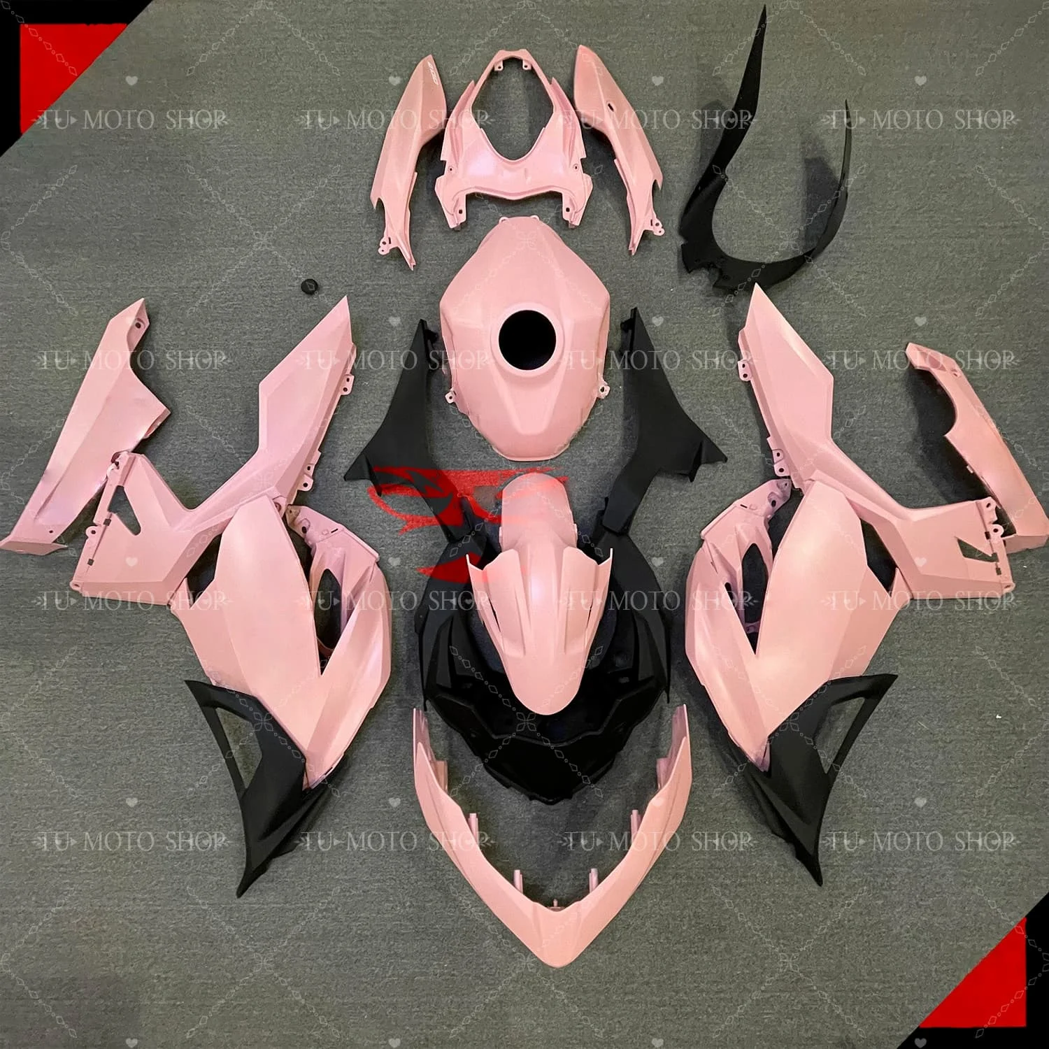 Suitable for Kawasaki Ninja Ninja Ninja 400 18-22 year old grille print pattern pink motorcycle fairing