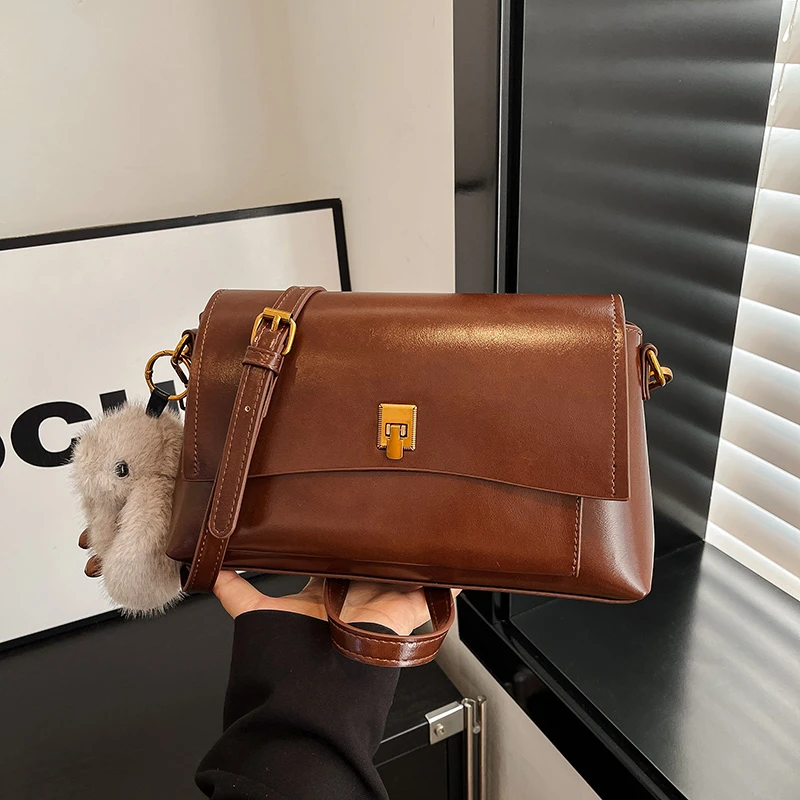 حقيبة كروس أنيقة وبسيطة ذات لون سادة وبسيط للنساء أثناء الترفيه والأعمال #2