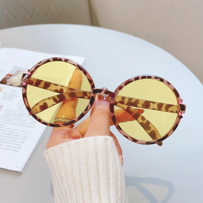 Neue Vintage Runde Sonnenbrille für Damen und Herren Marken-Rundsonnenbrille Ovale Brillen für Männer und Frauen