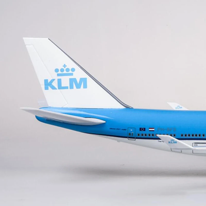 1/157 Scale 47CM Airplane B747 KLM Royal Dutch Airlines Model W Light  Wheel Diecast Resin Plane For Collection Display Gifts