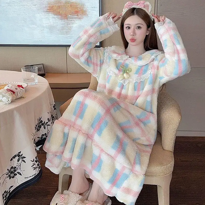 

Hot Autumn Winter New Women Fashion Comfort Nightgown Korean Princess Style Thick Warm Plus Size Long Sleeved Nightgown Homewear