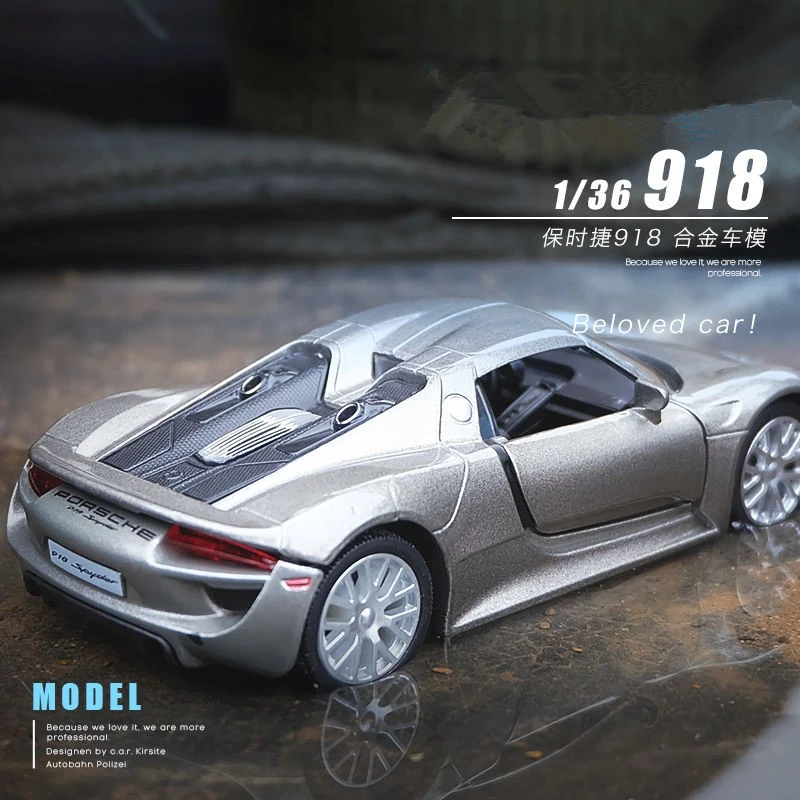 1: 1 porkeychain 918 modello di auto sportiva in lega Diecasts veicoli giocattolo in metallo modello di auto da corsa collezione di alta simulazione regalo per bambini