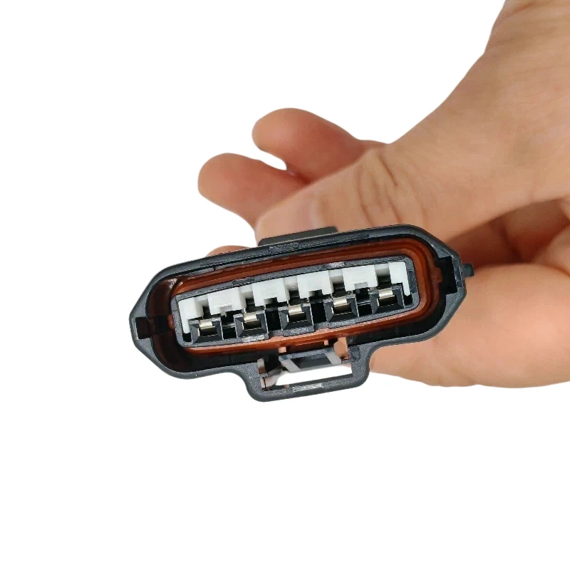 the air flow meter plug suitable for Lexus Toyota Ruizhi Prado and Land Cruiser on the Great Overlord Road connector 1pcs