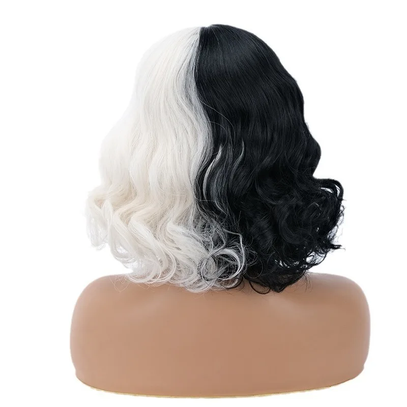 Cruella De Vil Cos Pruik Feestmode Kledingaccessoires Zwart en Wit Tweekleurig Kort Krullend Haar Film Cruella Rolhoofddeksel